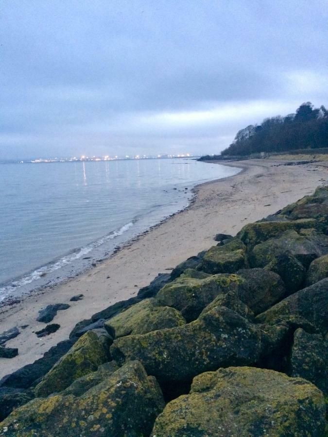 纽敦阿比Coastguard Boat House On Belfast Lough别墅 外观 照片